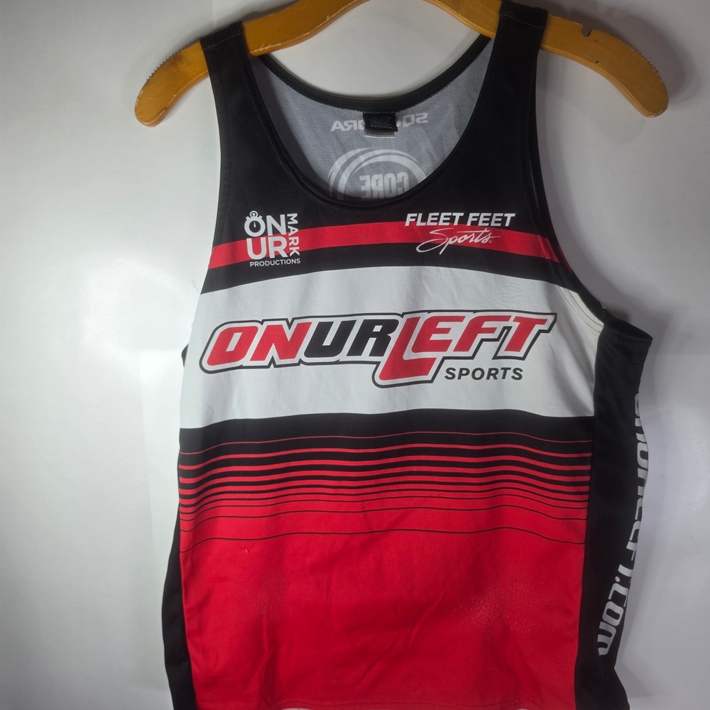 Squadra Mens Medium Running Singlet Tank Top Onyerleft Sports Fleet Feet Red